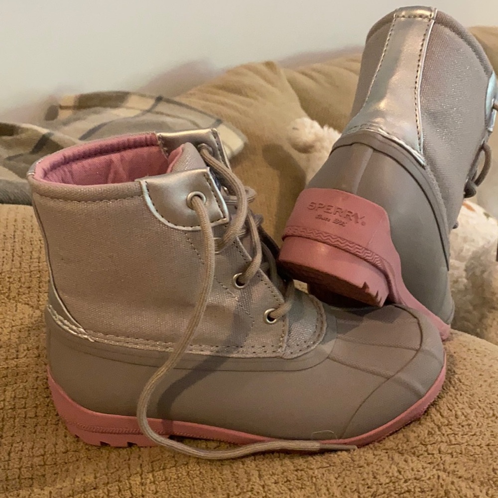 Little girls size 1 Sperry duck boots!  Worn once.